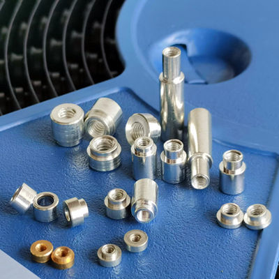 SMT espaçadores de aço tipo de montagem parafuso montado M3.0 PCB studs de aço com filamento interno