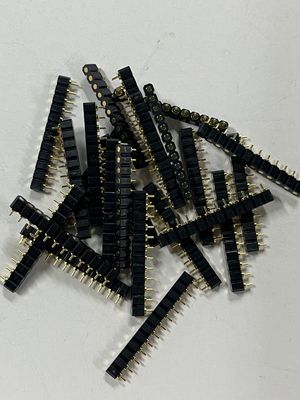 Conector de encaixe Pogo Pin SMT 4 pinos 10 pinos 12 pinos com contato carregado por mola, alta durabilidade e resistência à névoa salina